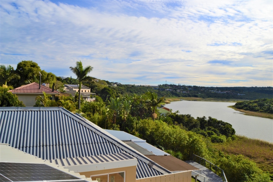 3 Bedroom Property for Sale in Bonza Bay Eastern Cape